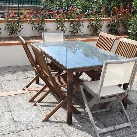 Colibri Family & Bike 3* Loano